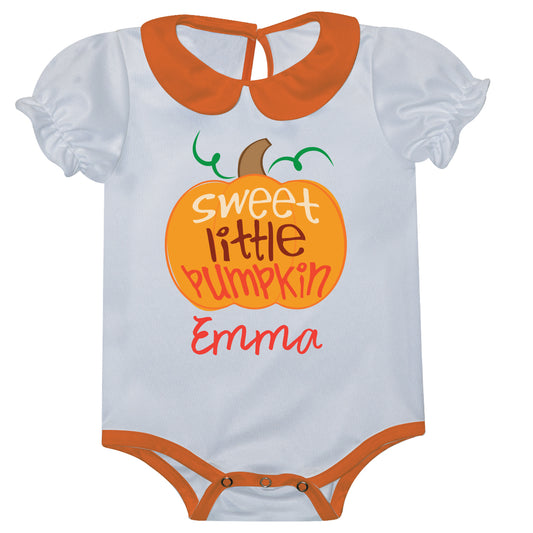 Girls white and orange pumpkins onesie with name - Wimziy&Co.